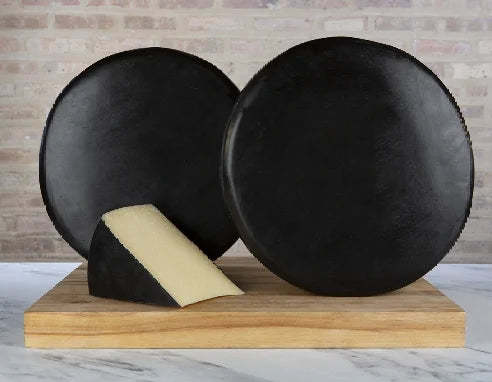 2030461 - PARMESAN WHEEL - BLACK WAX - MAMA FRANCESCA - 20 LBS